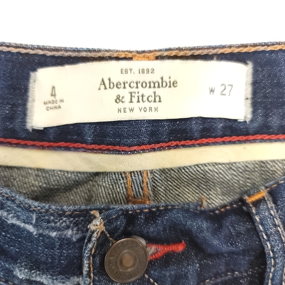 Abercrombie and Fitch Jean Shorts Size 4 - Picture 7 of 8